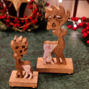 Reindeer wooden decor set